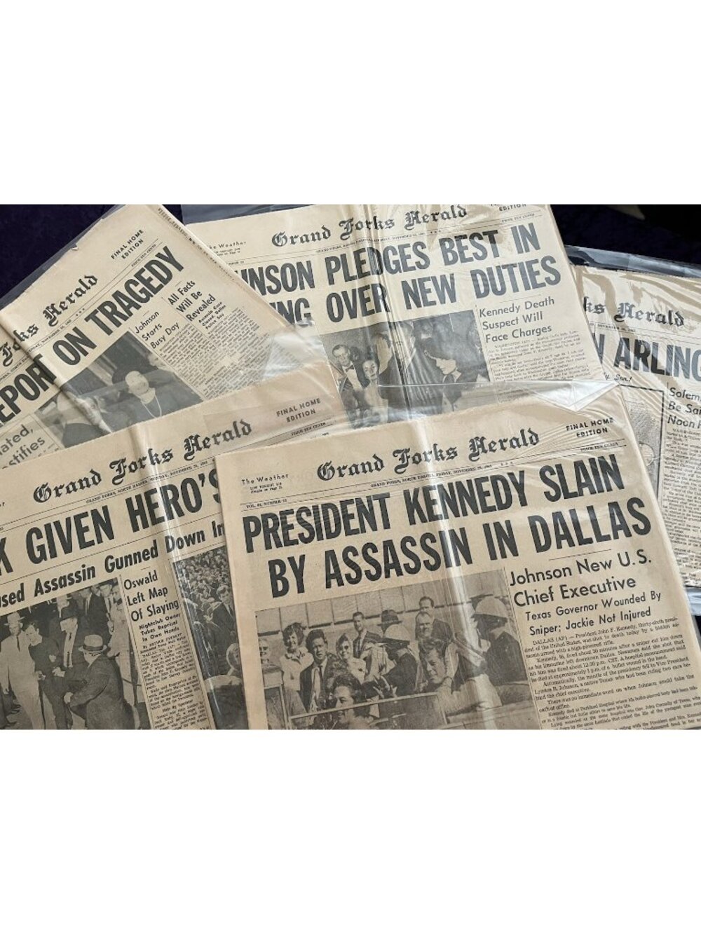 JFK Assassination Newspaper Lot 1963 Grand Forks Herald ND Nov 22 23 24 25 26